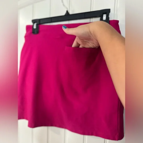 NIKE✔️Dri-Fit Fuchsia Skort, Pockets - Golf, Pickleball, Tennis 💕 (Size Small) - Picture 9 of 12